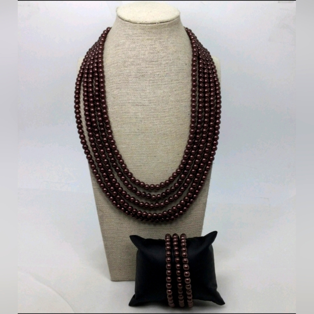 Heidi Daus "Age Of Elegance " Simulated Pearl Necklace & Bracelet Set. 19" 7"